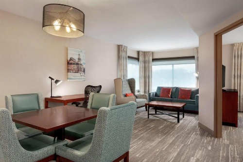 Hilton Garden Inn Troy image 6